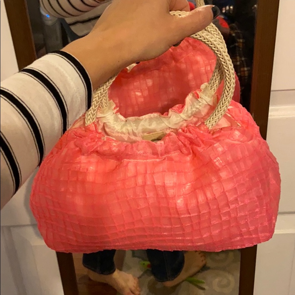 Desmo pink textured handbag w/ rope woven handles
